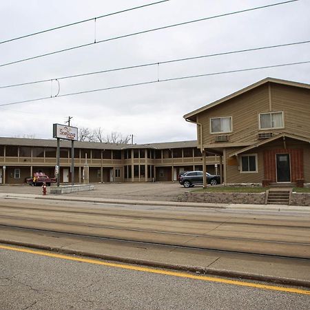 Snelling Motor Inn Mendota 외부 사진